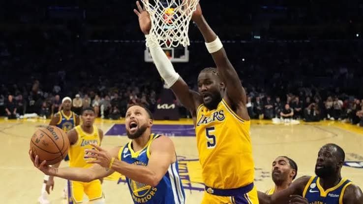 Venda recorde dos Lakers: a segunda transação bilionária em 14 meses redefine o mercado de ativos de prestígio no desporto